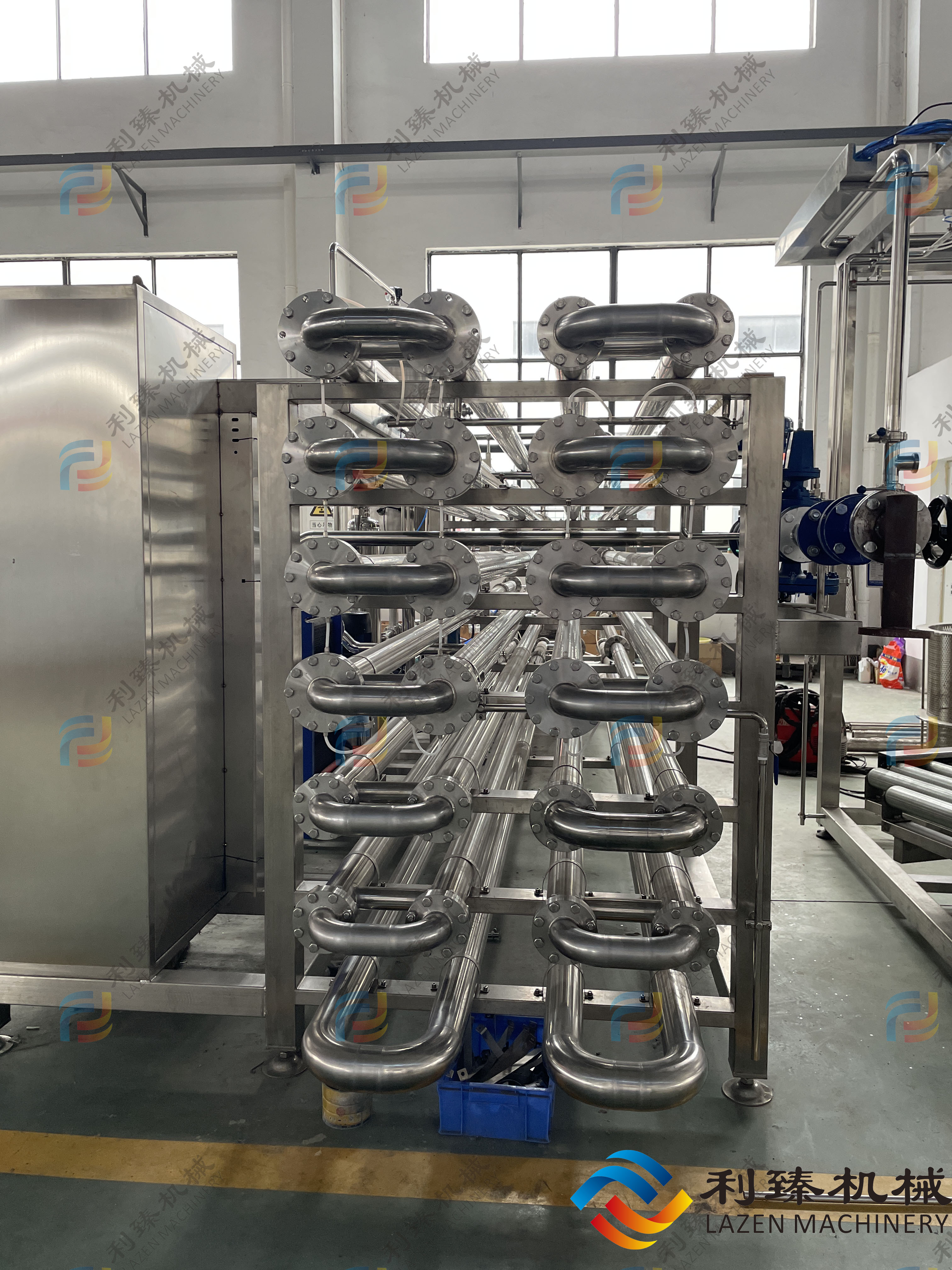 Tubular pasteurizer with vacuum degasser - 4000L:H, for NFC juice列管杀菌机局部1